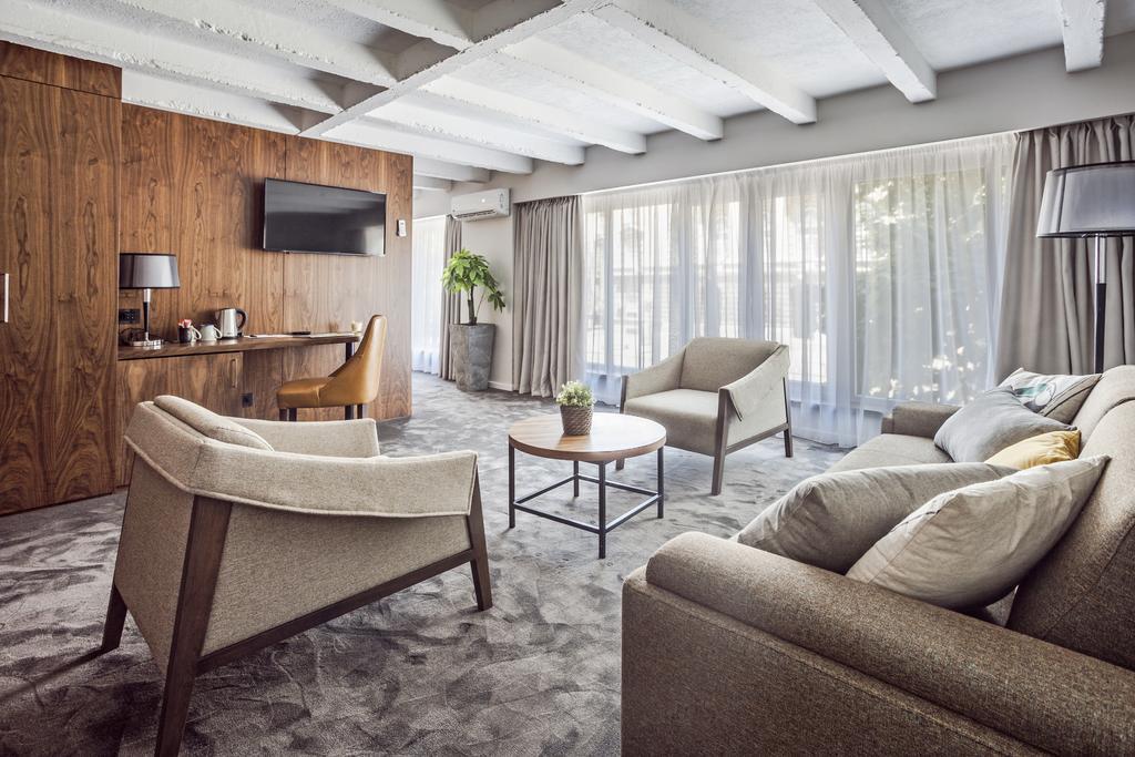 Nomad Luxury Suites Belgrade Exterior photo