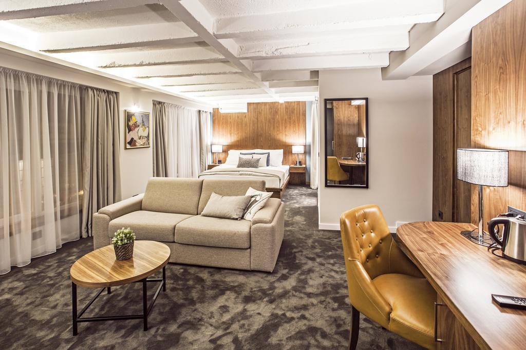 Nomad Luxury Suites Belgrade Exterior photo