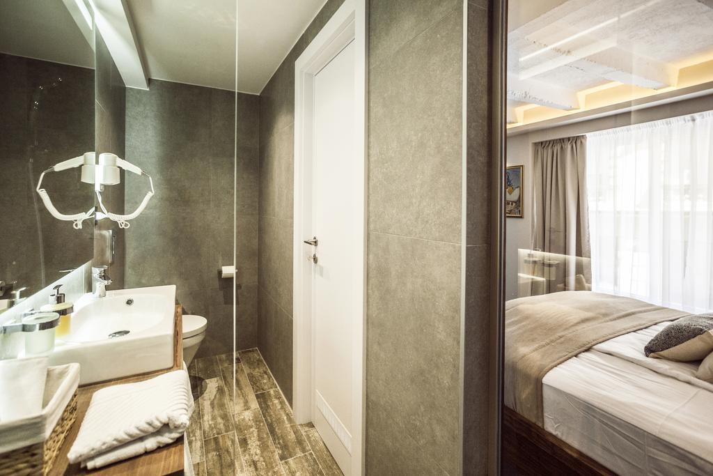 Nomad Luxury Suites Belgrade Exterior photo